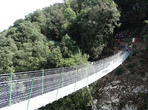 ponte tibetan torri benaco